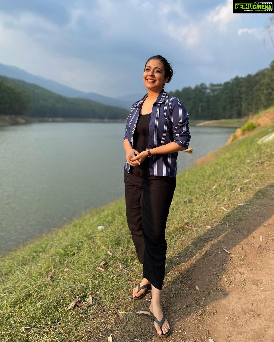 Leona Lishoy Instagram - I saw you as a bud, you bloomed and grew into such an amazing lady.I love you my little superstar.Wish you all the wonderful things in life.Happy Birthday my Archakutty..❤️❤️