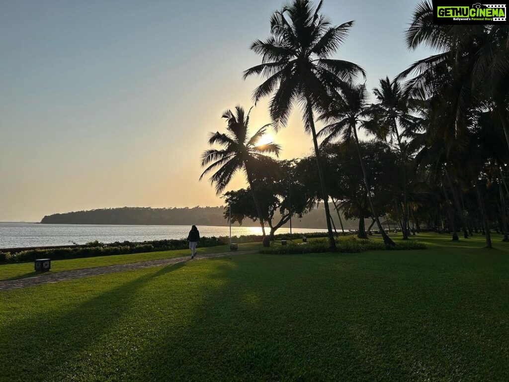 Lisa Ray Instagram - Goa, you beaut. I’ll be back for you. @grandhyattgoa