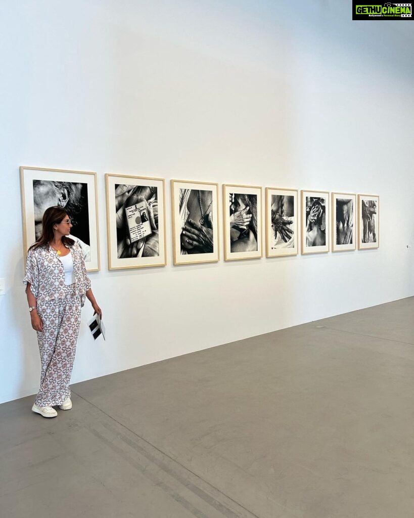 Lisa Ray Instagram - Fortunately I caught the #NotationsonTime group show @isharaartfoundation in #alserkalavenue before it wrapped. Co-curated by the prodigiously talented #sabihahmed and @sandhini.poddar, this presentation explored the philosophical and political dimensions of time through the works of 20 contemporary artists from South Asia, and proved an invitation to walk through works by artists I admire like @soumyasankarbose @dayanitasingh #shebachachi @anoliperera (who incidentally has one piece still available on @theupsidespace while the other has been sold to a prominent director) @_gauri_gill_ @___ayesha_sultana___ @azizhazara and more. I’ve been so busy building an art tech business I haven’t been able to lose myself in an exhibition in a while. The irony is not lost on me. Stolen moments sprinkled into packed schedules are as essential as that drop of sweetness on the tongue.