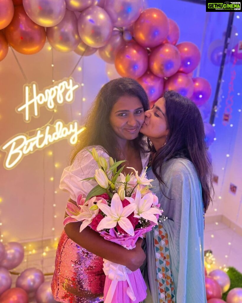 Lisha Chinnu Instagram - So here wishing my baby girl My betterhalf Mysoulpartner Happy Happy birthday to you. @varsha.pchandran. You know I love you loads loads loads Hugggieee 🫂 Decor @surprise.galatta