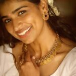 Lisha Chinnu Instagram - It’s Onam special at Challani Jewellery Mart . "Please follow our account if you enjoy what you see! See the link in our bio for the product page..." For more details to book appointments for  video calls please call +91 94109 16916. #templejewellery #finejewelry  #diamond #dazzlingdiamond  #weddingjewellery #wedmegood  #jadau #wedding  #antiquejewellery #bhfyp #shopnow  #bridaljewellerycollection  #diamondjewellery #jewelleryexhibition #jewellery #bridaljewellery #jewelleryoftheday  #bridalcollection #reelitfeelit #challanijewellerymart #chennai #contemporaryjewellery #designerjewellery #jadaupolki #onam #gold #instareels   #jewelleryaddict