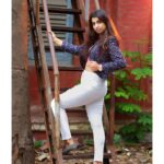 Lisha Chinnu Instagram - 🤍🤍 More . . Photographer @photographer_nagoor Blazer @kaamathevastraa @mayuri_arudra #entrepreneurship #motivationmafia #girlswhodreambig #bossgirl #lish #lifeoflee #successmindset #peace #strongwomen #respectwomen #cirkleprandevents #womenstyle #womenwithstories #reelsinstagram #reelsvideo #indianwomen #actress #sundayvibes
