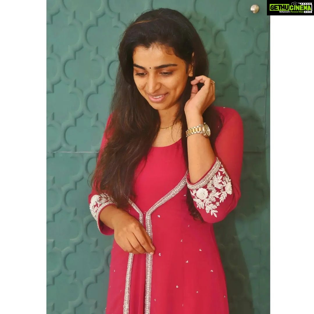 Lisha Chinnu Instagram - Wearing @label_afeera for the launch PR by @cirkleprandevents . . . #launchevent #designerwear #lish #womeninpr #lifestyle #ethnicwear #womeninmedia #business #trending #nomakeup #loveyourself #musiclover