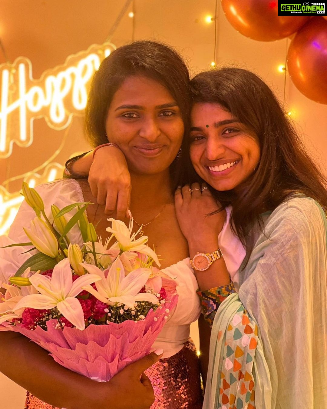 Lisha Chinnu Instagram - So here wishing my baby girl My betterhalf Mysoulpartner Happy Happy birthday to you. @varsha.pchandran. You know I love you loads loads loads Hugggieee 🫂 Decor @surprise.galatta