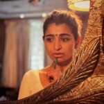 Lisha Chinnu Instagram - Your Craft is your strength….!!! Mirror Practices. Do what makes you happy 😃 Navarasa….. #theatre #artistsoninstagram #practisemakesperfect #believer #lifeoflee #Navarasa #actorslife #actress #antique #navarasa #keralasareereels #dancer #trending #kerala #musically
