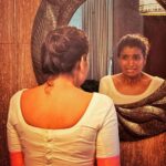 Lisha Chinnu Instagram - Your Craft is your strength….!!! Mirror Practices. Do what makes you happy 😃 Navarasa….. #theatre #artistsoninstagram #practisemakesperfect #believer #lifeoflee #Navarasa #actorslife #actress #antique #navarasa #keralasareereels #dancer #trending #kerala #musically