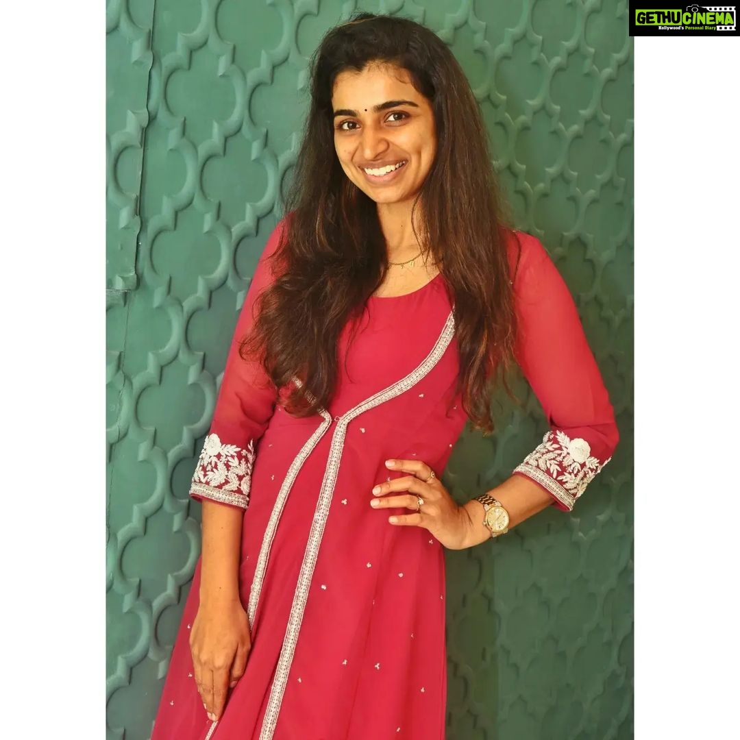 Lisha Chinnu Instagram - Wearing @label_afeera for the launch PR by @cirkleprandevents . . . #launchevent #designerwear #lish #womeninpr #lifestyle #ethnicwear #womeninmedia #business #trending #nomakeup #loveyourself #musiclover