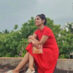 Lisha Chinnu Instagram - My Mood right now... ☮️ #mottamaadi