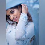 Lisha Chinnu Instagram - Believe you can...!!! Keep d smile on 🤩 . . . Muah @bee_s.makeup Photos @vajiravelunatarajan Costume @label_afeera