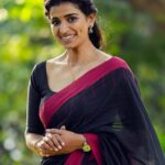 Lisha Chinnu Instagram - 🖤♥️ . . . Photographer @gowtham__rajendran Muah @ftvsalon.sterlingroad.chennai Styling @labelswarupa Chennai, India