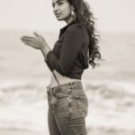 Lisha Chinnu Instagram - 🖤🐼 . . . Photographer @rahuldev1177 Styling @labelswarupa Muah @artistrybydanu #lifeoflee #closertonature #peaceofmind #beachvibes #blackgirlmagic #photo #casualstyle #trending #lifestyle #chennai #actresslife #womeninpr #womeninbusiness
