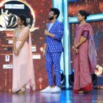Lisha Chinnu Instagram - Diva of the Decade was a Wild big dream project... !! Have been working for tis for more then three months now. Managed my best to pull tis show. Thanks to all my team and friends. Can't express in words.. But this was the moment tat truly made me feel the most happiest, gave me goosebumps when I saw her AV in that big screen on my show..... SHE IS ANGEL. SHE IS OUR DIVA @nimmyraphel She is a power packed performer and a best teacher nd great friend. Standing next to her and able to give her something for ART "Theatre" was my honor.. Today is also coincidentally the other half birthday @vkvinayadishakti Sir. You were missed and Happy Birthday sir... Both of them are the pillar of Adishakthi. @adishaktitheatre is like a temple and made sculpted so many and Wishing so much more as we celebrate 40 years of Adishakthi. Thank you for accepting @iamactorvarun and @officialaditibalan who are also students on adishakti and huge supporter of Art form. You guys made it more special. Event by @cirkleprandevents @vivekmenon27 A Big shout out to our title sponsor @bharathsuperspecialityhospital Powered by @vasanthandco_in Associate sponsor @preethikitchenappliances Radio partner @radiocitytamil_ Media partner @galattadotcom Multiplex Partner @pvrcinemas_official Grooming partner @ftvsalon.sterlingroad.chennai Venue partner @theleelapalacechennai