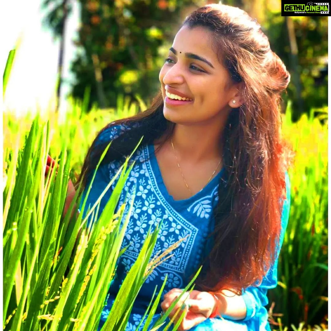 Lisha Chinnu Instagram - Think about all that you are, instead of what you are not...!!! #kerala #hometown #naturelovers #photography #loveforwork❤️ #lish #naturegeography #contentcreator #cirkleprandevents #loveyourself