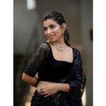 Lisha Chinnu Instagram - Black is the beauty you'll never find in any color🖤 . Featuring @lishachinnu 🖤 . M&H : @mua_vijisharath & @makeup_sharathbhushan Designer : @labelswarupa Photographer : @camerasenthil Location: @anora_artstudio Jewellery: @kirtilalsonline . #celebritymakeupartist #celebritymakeup #indianmakeupartist #southindianmakeup #southindianmakeupartist #brides #bride #bridalshower #bridalmakeupartist #hairstylist #bridalhairstyle Chennai, India
