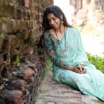 Lisha Chinnu Instagram – Simple Me is my reality.. And tis picture says it all. 
.
.
.
.
#lifeoflee 
#wantsimplelife 
#homegirl 
#nofilter