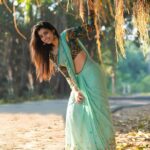 Lisha Chinnu Instagram – Girl , May the tears you cried in 2022 water the seeds you’re planting in 2023. 
What’s your most important goal for 2023 ? Comment Down 
Saree @suta_bombay 
.
.
.
.
Photos @vsmartphotography @vajiravelunatarajan
