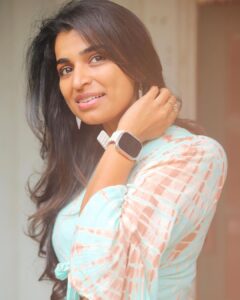 Lisha Chinnu Instagram - Just before it poured #rain 
.
.
.
#photooftheday #weekend #explore #explorepage✨ #instagood #lifeoflee #actress #actor #dancer #chennaiponnu