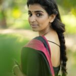 Lisha Chinnu Instagram - All of the good decisions you’re making add up. Keep Going 😍😎 Photos @gowtham__rajendran Muah @ftvsalon.sterlingroad.chennai Styling @labelswarupa #saree #girlnextdoor #handloomsaree #fashion #indianwear #cottonsaree #love #womeninbusiness #women #womeninpr #sareeswag🌸 #lifeoflee #lish