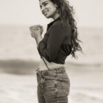 Lisha Chinnu Instagram - 🖤🐼 . . . Photographer @rahuldev1177 Styling @labelswarupa Muah @artistrybydanu #lifeoflee #closertonature #peaceofmind #beachvibes #blackgirlmagic #photo #casualstyle #trending #lifestyle #chennai #actresslife #womeninpr #womeninbusiness