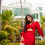 Lisha Chinnu Instagram – “ Life begins at the end of your Comfort Zone “ 
.
.
.
Photos @vajiravelunatarajan @vsmartphotography 
Location @lrmchennai

#lifeoflee #newyear2023 #love 
#photography #photoshoot #model #byebye2022 #chennai #weightlosstransformation #tamilponnu #trending