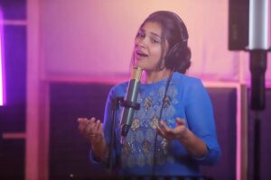 M.M. Manasi Instagram - Sooper happy to have sung #NoNoNo 
from the film #MissShettyMrPolishetty starring our sweeetyyy @anushkashettyofficial and the handsome @naveen.polishetty .. I have sung this song alongside the fabulousno no no rapper @ladykashonline for the amazing music director @radhan_music sir in @anantha.sriram garu 's lyrics🙏

Hope you like it🙏🙏

@maheshbabu_pachigolla @adityamusicindia @uvcreationsofficial