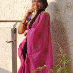 M.M. Manasi Instagram - Some sunkissed slo-mo for the dreamy effect🥰🥰 #festival #festivaloutfit #pongal #saree #reels #reelsinstagram #longhair
