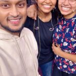 M.M. Manasi Instagram - It’s not that easy to perform dancing and singing together But yes they did it 👏🏻🔥 What a positive vibe and energy they have ❤️🔥 Happy to choreograph the singer herself @manasimm who sung Ranjithame for thalapathy 🥺 And very talented @monisshamm 👏🏻❤️ Had a great time working with you both🫶🏻 #vijaytelevisionawards #manichandra #mani #m3sisters #monissha #manasi