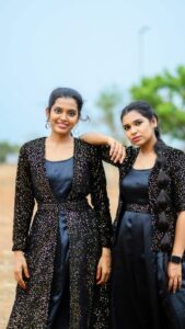 M.M. Manasi Instagram - Our look for Vijay Tele Awards'2023 🥰❤️
.
👗 - @dipti11_official 
🎥 - @chandanramesh24
.
#mmmanasi #mmmonissha #m3sisters #m3 #vijayteleawards #sistergoals #sistersquad #performers #reelsinstagram #dancereels #trending #singers #ranjithame #dubbingartists #grateful