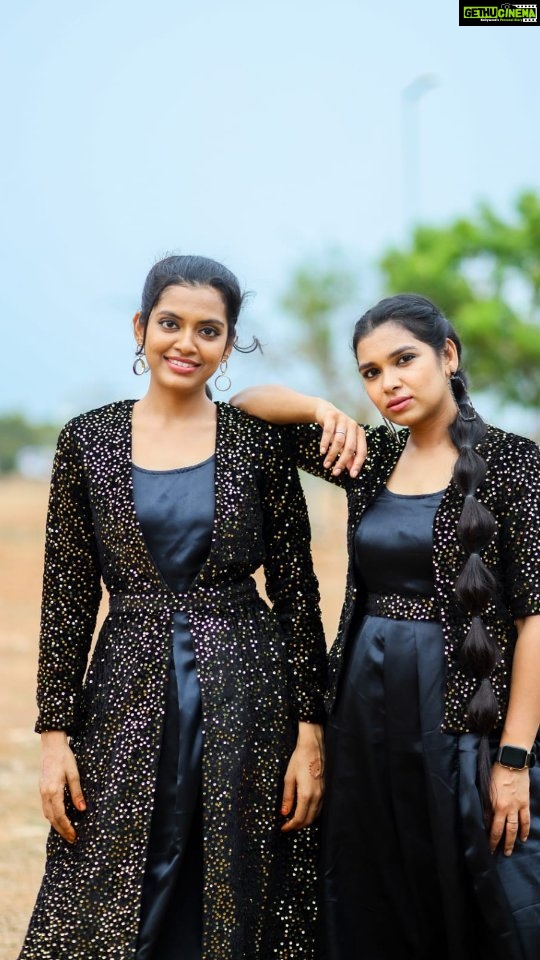 M.M. Manasi Instagram - Our look for Vijay Tele Awards'2023 🥰❤️ . 👗 - @dipti11_official 🎥 - @chandanramesh24 . #mmmanasi #mmmonissha #m3sisters #m3 #vijayteleawards #sistergoals #sistersquad #performers #reelsinstagram #dancereels #trending #singers #ranjithame #dubbingartists #grateful