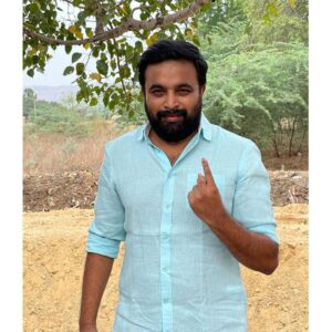 M. Sasikumar Instagram - வாக்களிப்பது நமது கடமை மட்டுமல்ல, நமது உரிமையும்கூட..
#tnelections2021 
#tamilnaduelection2021
