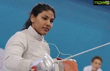 M. Sasikumar Instagram - Congratulations 🎉@bhavanideviofficial the 1st ever fencer from India 🇮🇳 to qualify for the #olympics in women’s individual 👍 Feel proud n #happy 😍 #tokyoolympics #medal 🎖