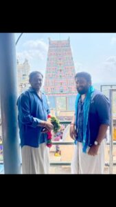 M. Sasikumar Instagram - திருத்தணி முருகன் கோயில் 🙏🏻 இது முருகனின் அறுபடை வீடுகளில் ஐந்தாம் படை வீடாக திகழ்கிறது 
#Thiruthani #MuruganTemple 

@virumandi_dir 
#MenInBlue