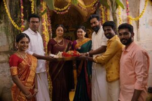 M. Sasikumar Instagram - பலரது வாழ்வையும், சாதனைகளையும் விகடன் மூலமாக உலகிற்கு அடையாளம் காட்டியவர் இரா. சரவணன். இன்று அவரே விகடனுக்காக பேட்டி எடுக்கப்படுகிறார் ஓர் இயக்குனராக .. மகிழ்ச்சி உடன்பிறப்பே 👍@erasaravanan @2d_entertainment 
#jyothika50 #udanpirappe