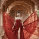 Madalsa Sharma Instagram - 🌹 📸 @artographybysagar #red #coloroftheday #madalsasharma #kavya #picoftheday #postoftheday #instadaily #instapic #instagood #instamood #mood #love #actorslife