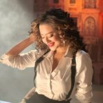 Madalsa Sharma Instagram - A grateful heart is a magnet for miracles…. ✨✨ #quoteoftheday #thoughtoftheday #madalsasharma #kavya #picoftheday #postoftheday #instadaily #instapic #instagood #instamood #mood #love #actorslife