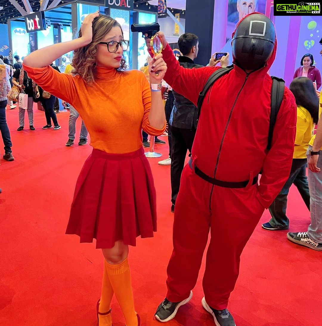 Madalsa Sharma Instagram - That moment when Velma and The Punisher invaded Comic-Con.🔥⭐️ @mimohchakraborty @comic_con @comicconindia @velmatheseries @thepunisher @scoobydoo #mumbaicomicon #cosplay #madalsasharma #mimoh #kavya #velma #thepunisher #comiccon #marvel #dc #comics #mood #picoftheday #postoftheday #instadaily #instapic #instagood #instamood #love #actorslife