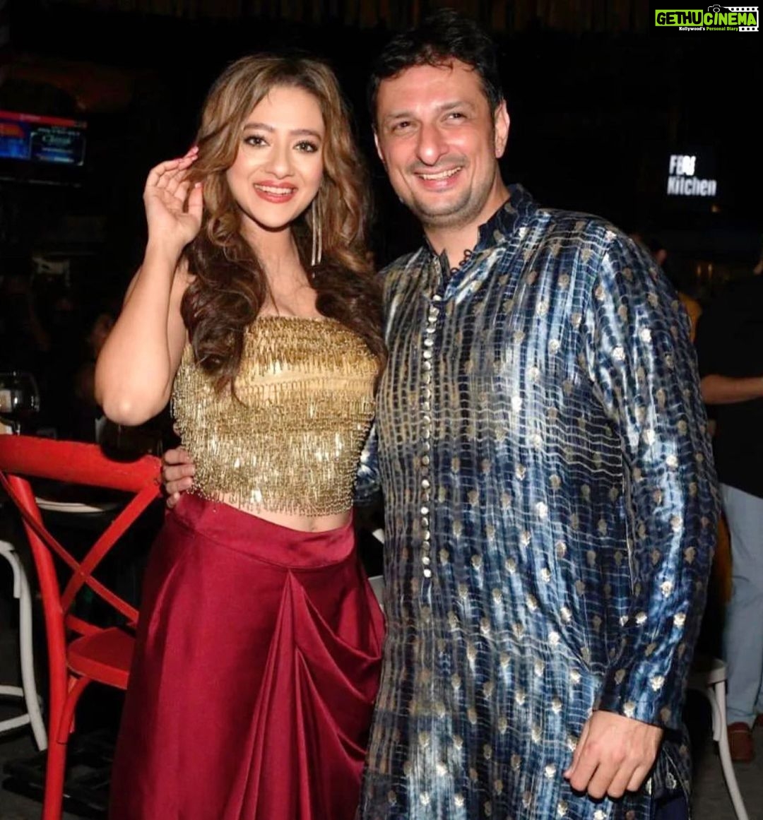 Madalsa Sharma Instagram - Wishing you both a lifetime of Love and Happiness….❤️❤️❤️❤️Congratulations to the super adorable couple!✨✨ @ketswalawalkar @ranarushad