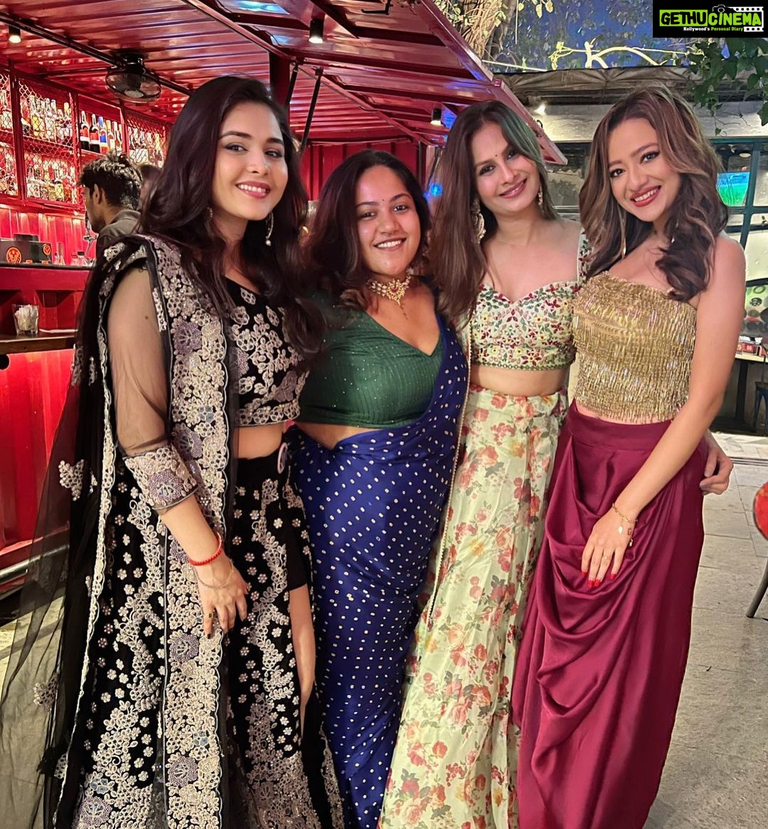 Madalsa Sharma Instagram - Wishing you both a lifetime of Love and Happiness….❤️❤️❤️❤️Congratulations to the super adorable couple!✨✨ @ketswalawalkar @ranarushad