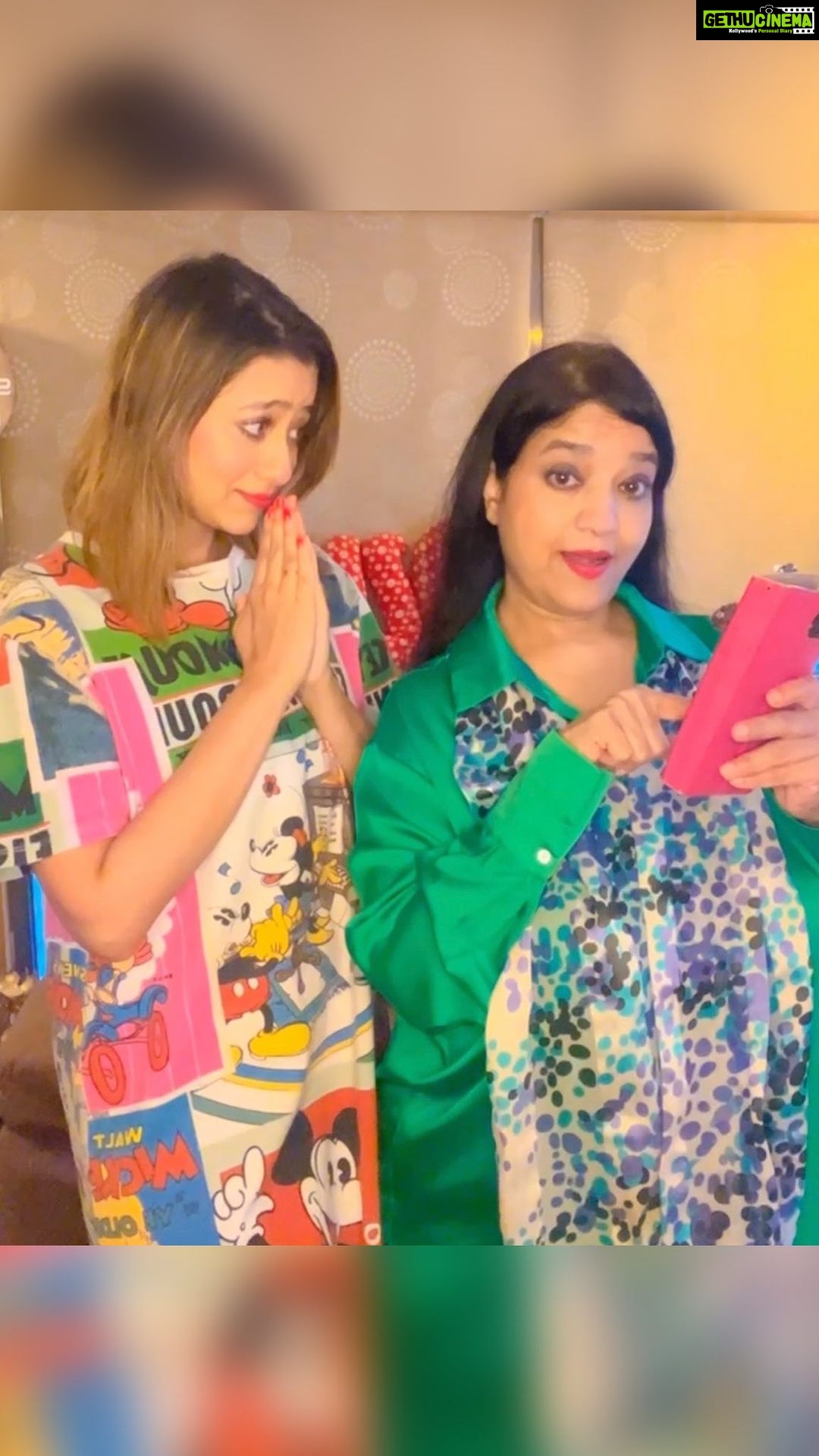 Madalsa Sharma Instagram - Papa ki Dhamki is more dangerous than bad habits😱ðŸ¤ðŸ«£ðŸ˜‚ @sheelassharmaa #reels #reelsinstagram #madalsasharma #kavya #videooftheday #instadaily #instavideo #instagood #instamood #mood #trending #trendingreels #reelitfeelit #reelkarofeelkaro #reeloftheday #reelit #love #actorslife