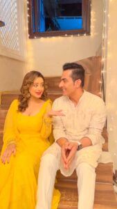 Madalsa Sharma Instagram - Vanraj Ka Pyaar vs Kavya Ka Pyaar….🤣😂🤣😂 @sudanshu_pandey #vanya 

#reels #reelsinstagram #madalsasharma #sudhanshupandey #vanraj #kavya #videooftheday #instadaily #instavideo #instagood #instamood #mood #trending #trendingreels #reelitfeelit #reelkarofeelkaro #reeloftheday #reelit #love #actorslife