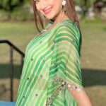 Madalsa Sharma Instagram - Dil se nikli hui baat….💚 How many of you agree?! #reels #reelsinstagram #madalsasharma #kavya #videooftheday #instadaily #instavideo #instagood #instamood #mood #trending #trendingreels #reelitfeelit #reelkarofeelkaro #reeloftheday #reelit #love #actorslife