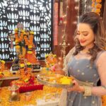 Madalsa Sharma Instagram - Happy Maha Ashthami aap sabhi ko❤️ May Goddess Durga always guide and bless us all with her divine powers….✨ #mahaashtami #thoughtoftheday #madalsasharma #kavya #festive #celebration #picoftheday #postoftheday #instadaily #instapic #instagood #instamood #mood #love #actorslife