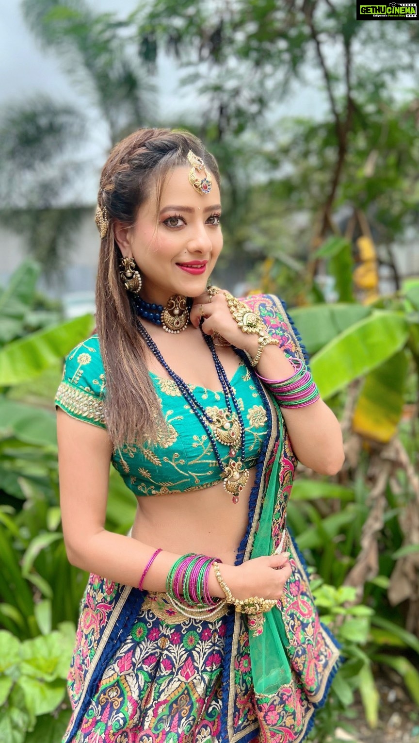 Madalsa Sharma - 191.8K Likes - 😉😂
#reels #reelsinstagram #madalsasharma #kavya #videooftheday #instadaily #instavideo #instagood #instamood #mood #trending #trendingreels #reelitfeelit #reelkarofeelkaro #reeloftheday #reelit #love #actorslife