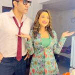 Madalsa Sharma Instagram – Tareef karvane se pehle Urdu seekhna zaroori hai! 😉🤓 #vanya @sudanshu_pandey 

#reels #reelsinstagram #madalsasharma #sudhanshupandey #vanraj #kavya #videooftheday #instadaily #instavideo #instagood #instamood #mood #trending #trendingreels #reelitfeelit #reelkarofeelkaro #reeloftheday #reelit #love #actorslife