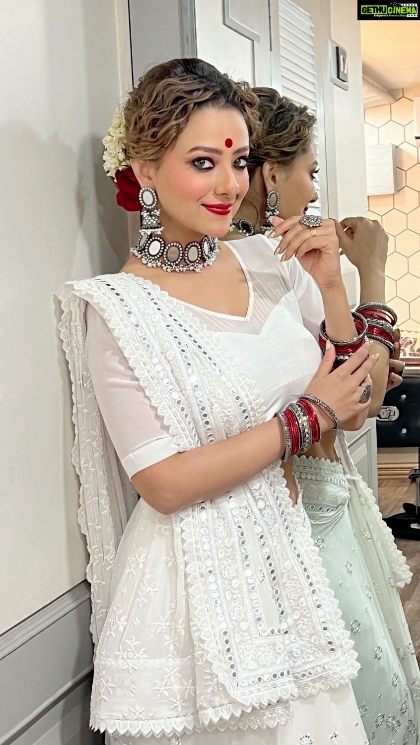 Madalsa Sharma - 366.6K Likes - Yeh sach hai ke nahi?! 🤪😜🤣😂
#reels #reelsinstagram #madalsasharma #kavya #videooftheday #instadaily #instavideo #instagood #instamood #mood #trending #trendingreels #reelitfeelit #reelkarofeelkaro #reeloftheday #reelit #love #actorslife