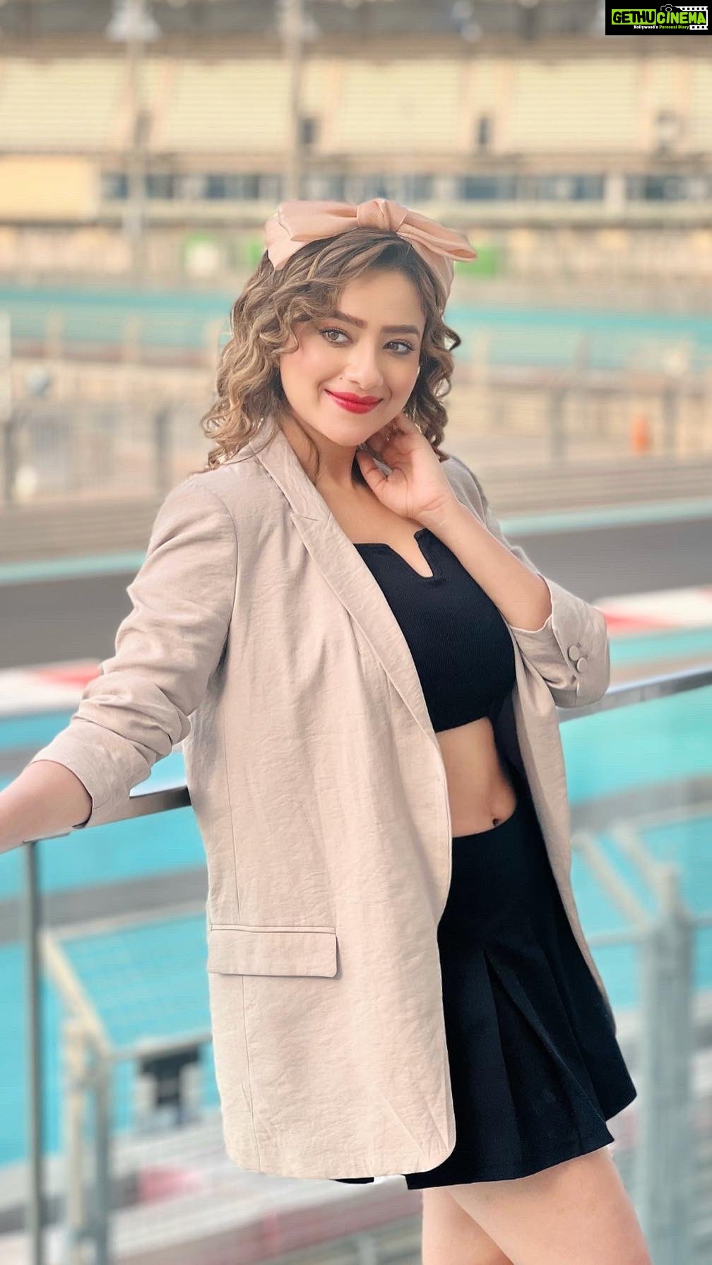 Madalsa Sharma - 171.9K Likes - Sunday morning blues😅 Kya yeh aapke sath bhi hota hai?🤣
#reels #reelsinstagram #madalsasharma #kavya #videooftheday #instadaily #instavideo #instagood #instamood #mood #abudhabi #vacay #trending #trendingreels #reelitfeelit #reelkarofeelkaro #reeloftheday #reelit #love #actorslife