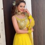 Madalsa Sharma Instagram – 💛
Outfit by @nishabedii
Makeup @vilashma
#postoftheday #picoftheday #madalsasharma #kavya #yellow #ravivaarwithstarparivaar