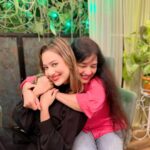Madalsa Sharma Instagram - Love❤️ @sheelassharmaa #motherdaughter #us #madalsasharma #sheelasharma #kavya #bestie #unconditionallove #picoftheday #postoftheday #instadaily #instapic #instagood #instamood #mood #love #actorslife