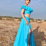 Madalsa Sharma Instagram - Sky full of love. Sky is blue. Dil Ki Tu Zameen. Har taraf bus tu hi tu….🩵 #DilKiTuZameen Link in bio. #quoteoftheday #thoughtoftheday #madalsasharma #sudhanshupandey #kavya #picoftheday #postoftheday #instadaily #instapic #instagood #instamood #mood #love #actorslife