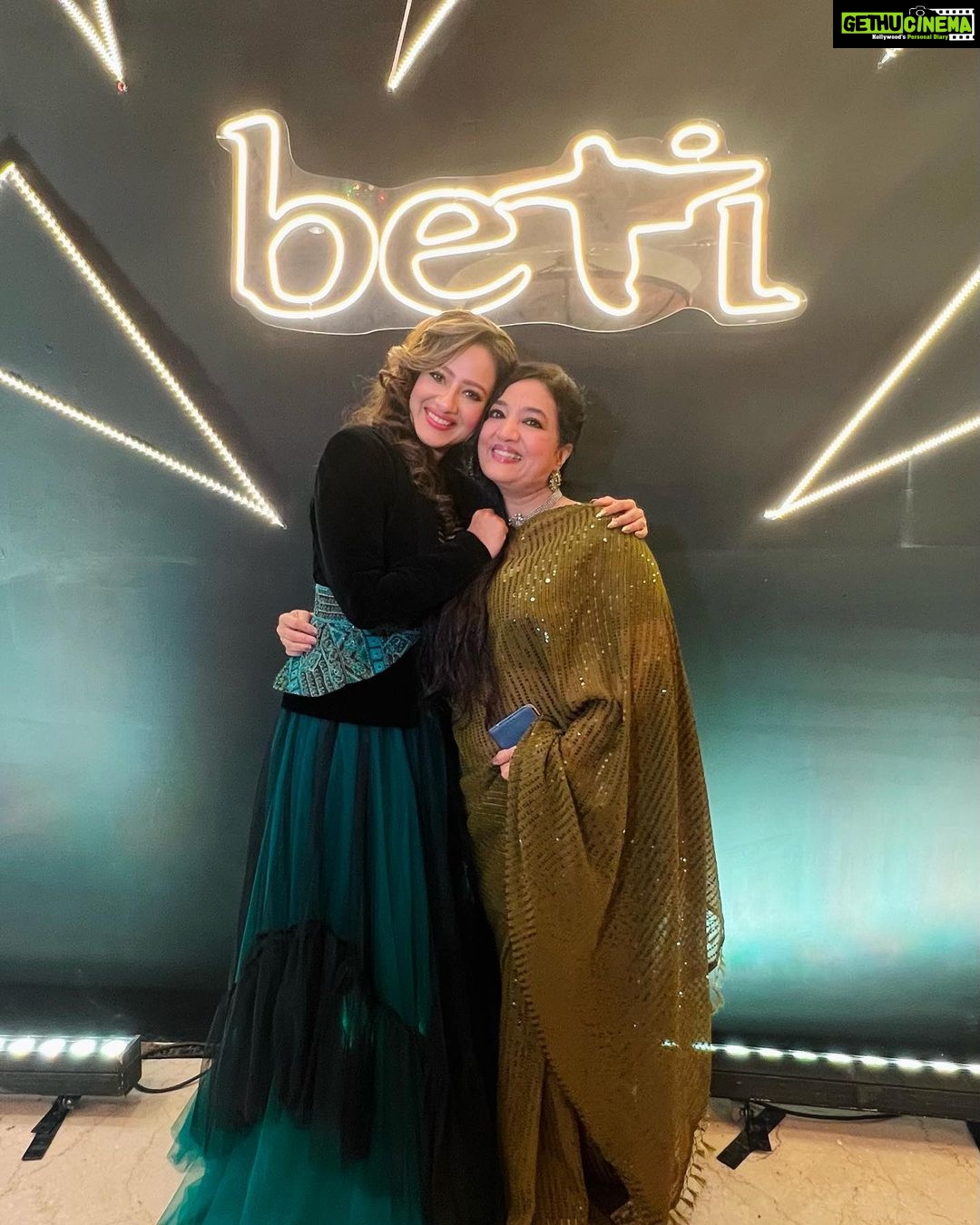 Madalsa Sharma Instagram - It was such an honour to be a part of the “BETI” Foundation initiated by @anuranjan1010 @shashiranjan3010 💕 It was a very proud moment to walk the ramp for this noble cause as the Beti Foundation are working for the welfare of all the deserving Beti’s of the Nation💕 @sheelassharmaa @mimohchakraborty #BetiFoundation #2023 #beti #love